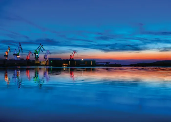 2 Bedroom Cozy In Будинок відпочинку *