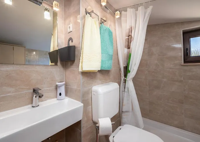 Сasa de vacaciones 2 Bedroom Cozy In