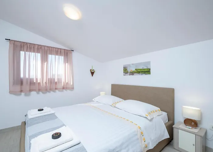Prázdninový dům 2 Bedroom Cozy In